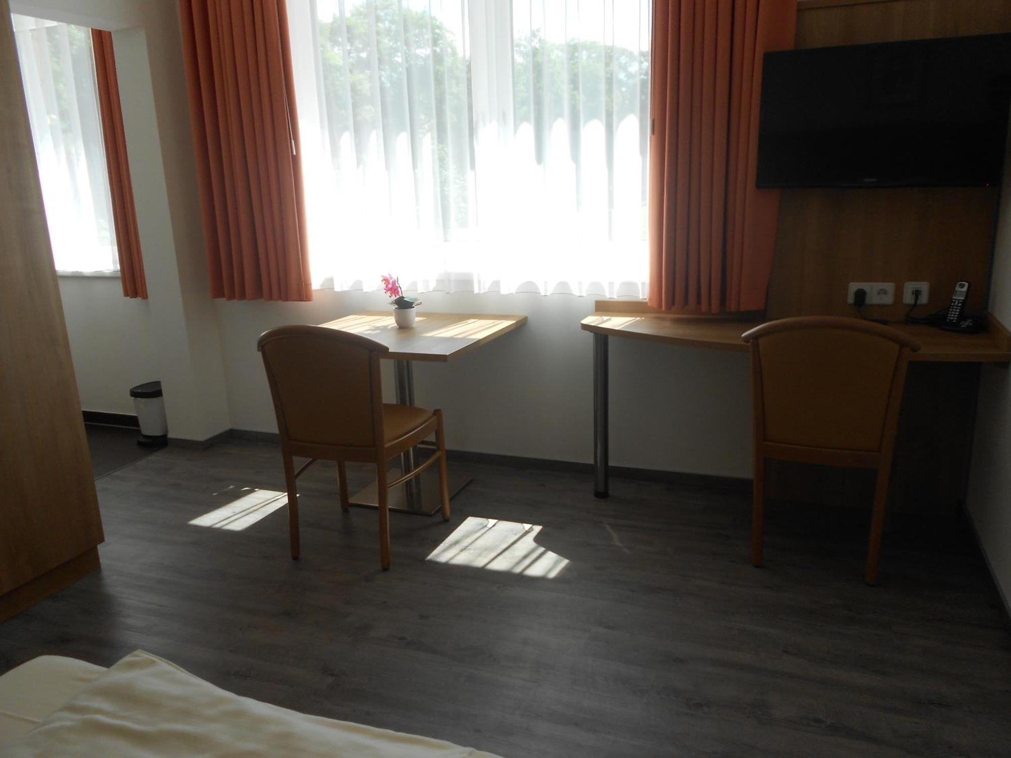 Apartment-Pension Schwalbennest Херцогенаурах Стая снимка
