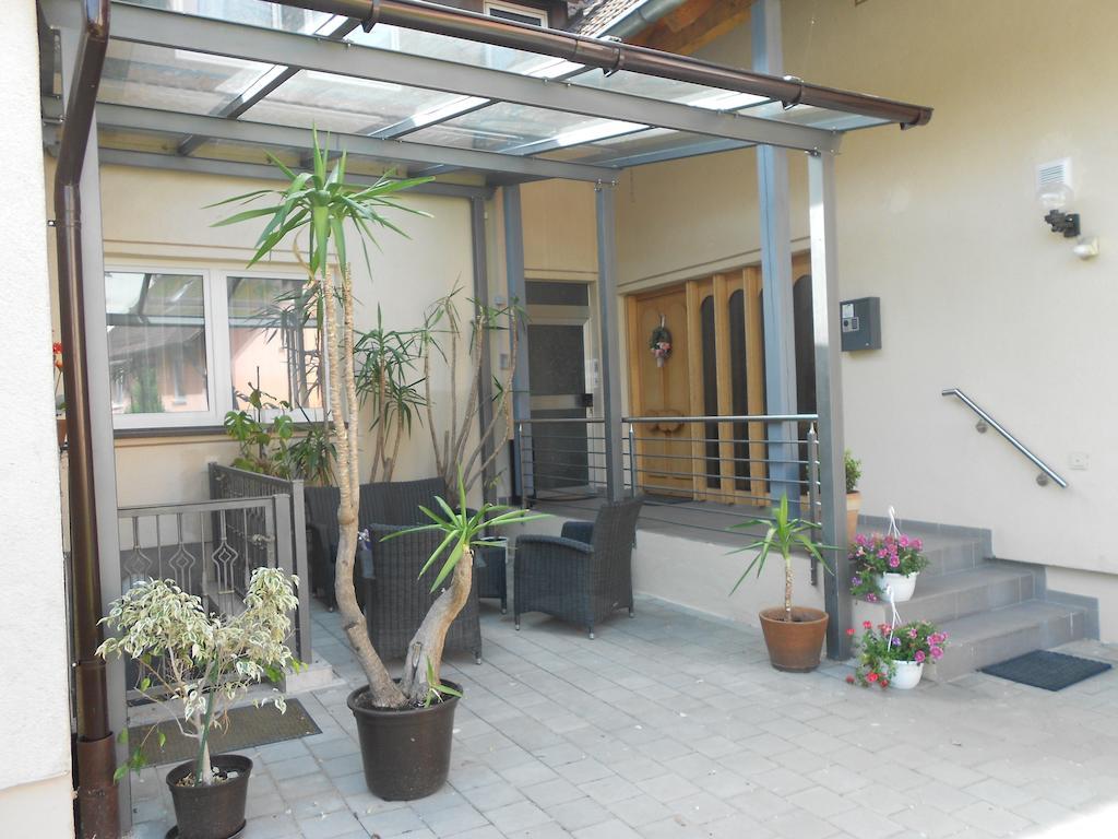 Apartment-Pension Schwalbennest Херцогенаурах Екстериор снимка